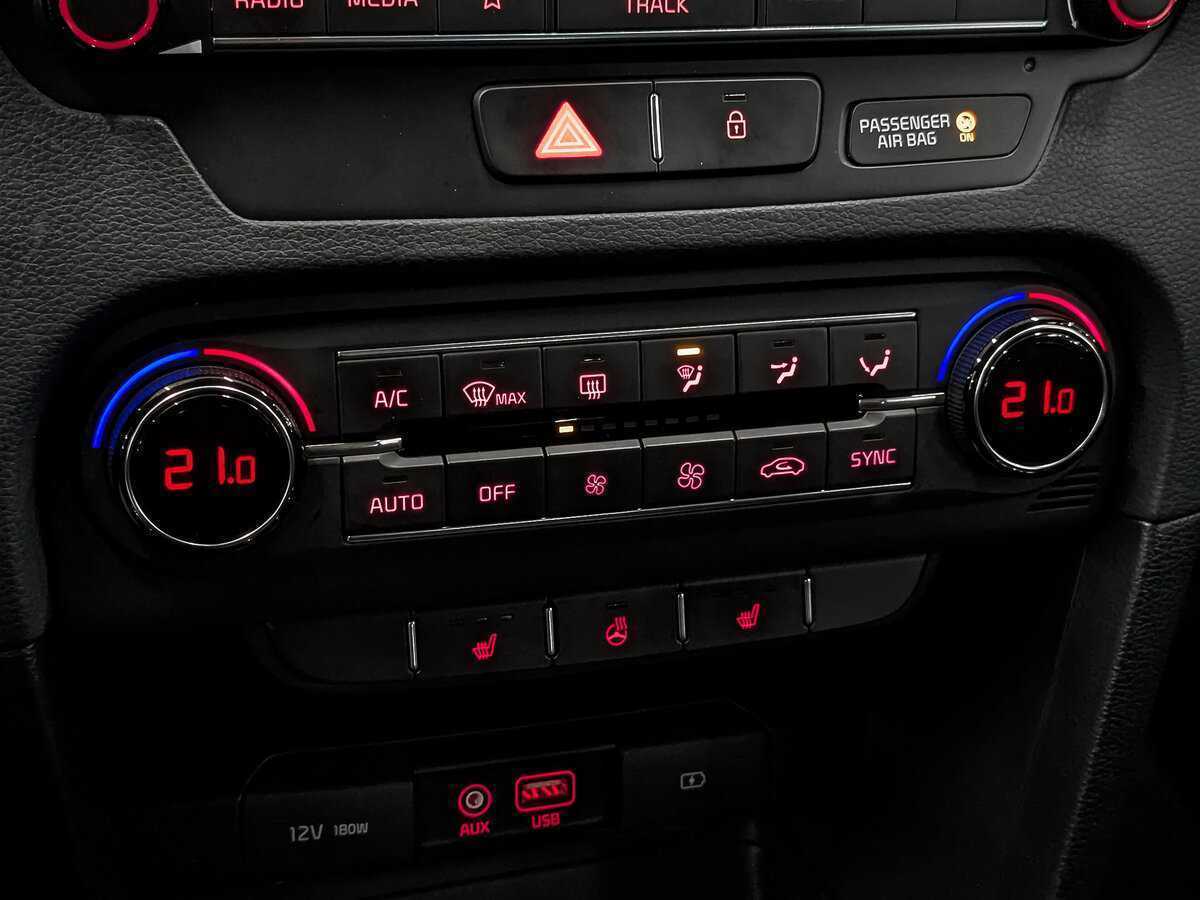 Купить Kia Ceed с пробегом. Фото: #20