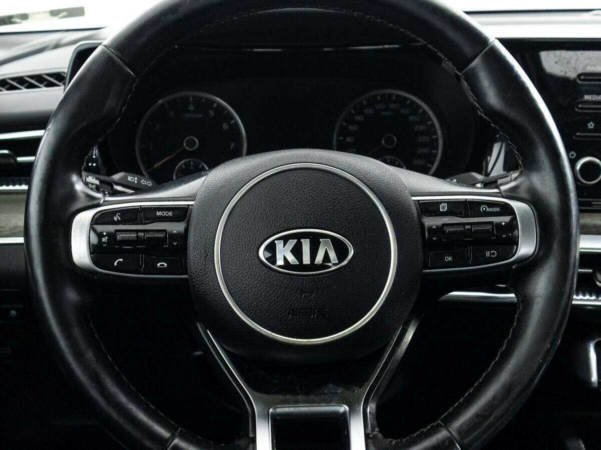 Купить Kia K5 с пробегом. Фото: #22