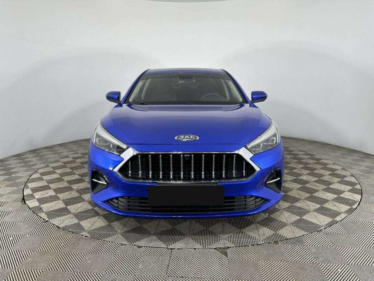 Купить JAC J7 с пробегом. Фото: #1