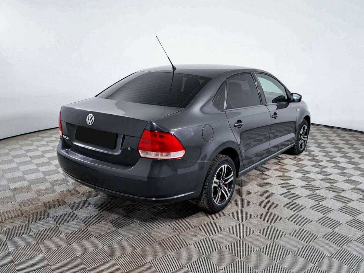 Купить Volkswagen Polo с пробегом. Фото: #4