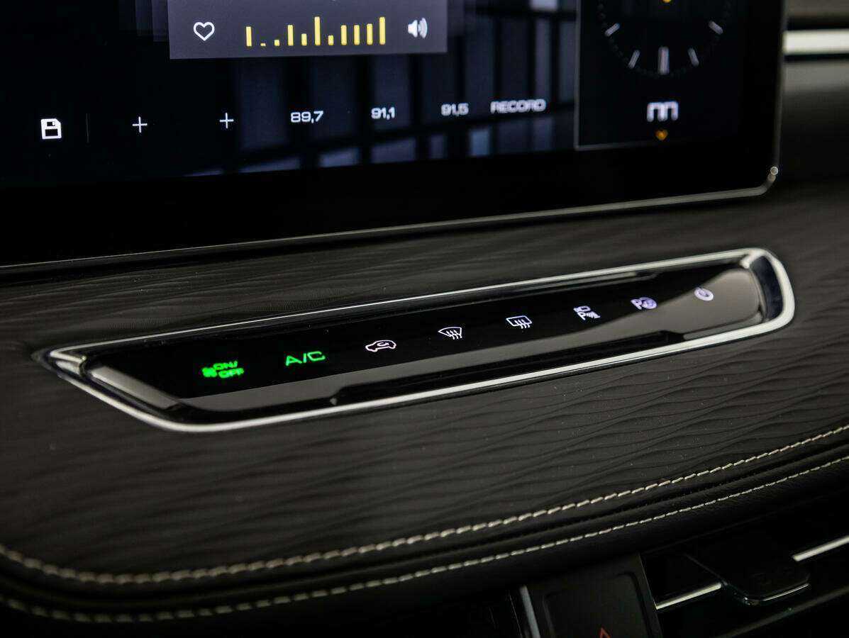 Купить Haval Jolion с пробегом. Фото: #17