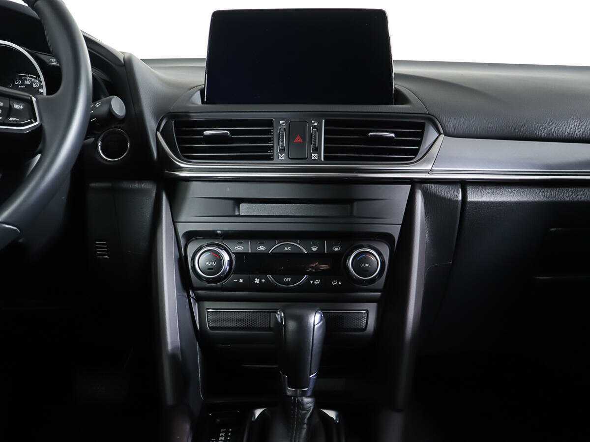 Купить Mazda CX-4 с пробегом. Фото: #11