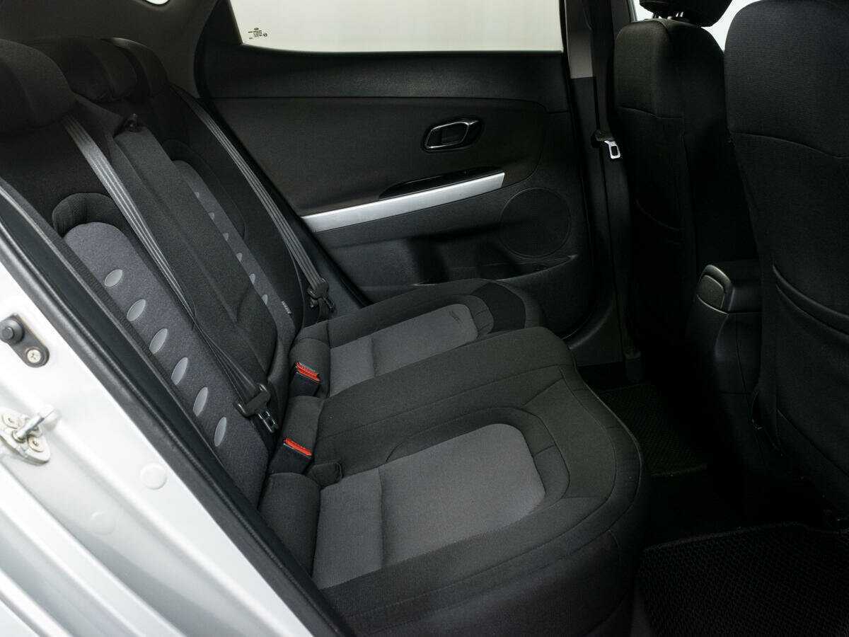 Купить Kia Ceed с пробегом. Фото: #9