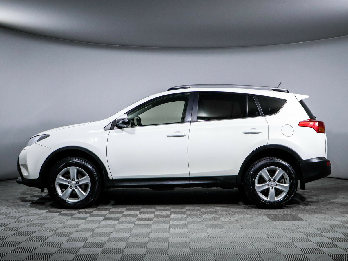 Купить Toyota RAV4 с пробегом. Фото: #7