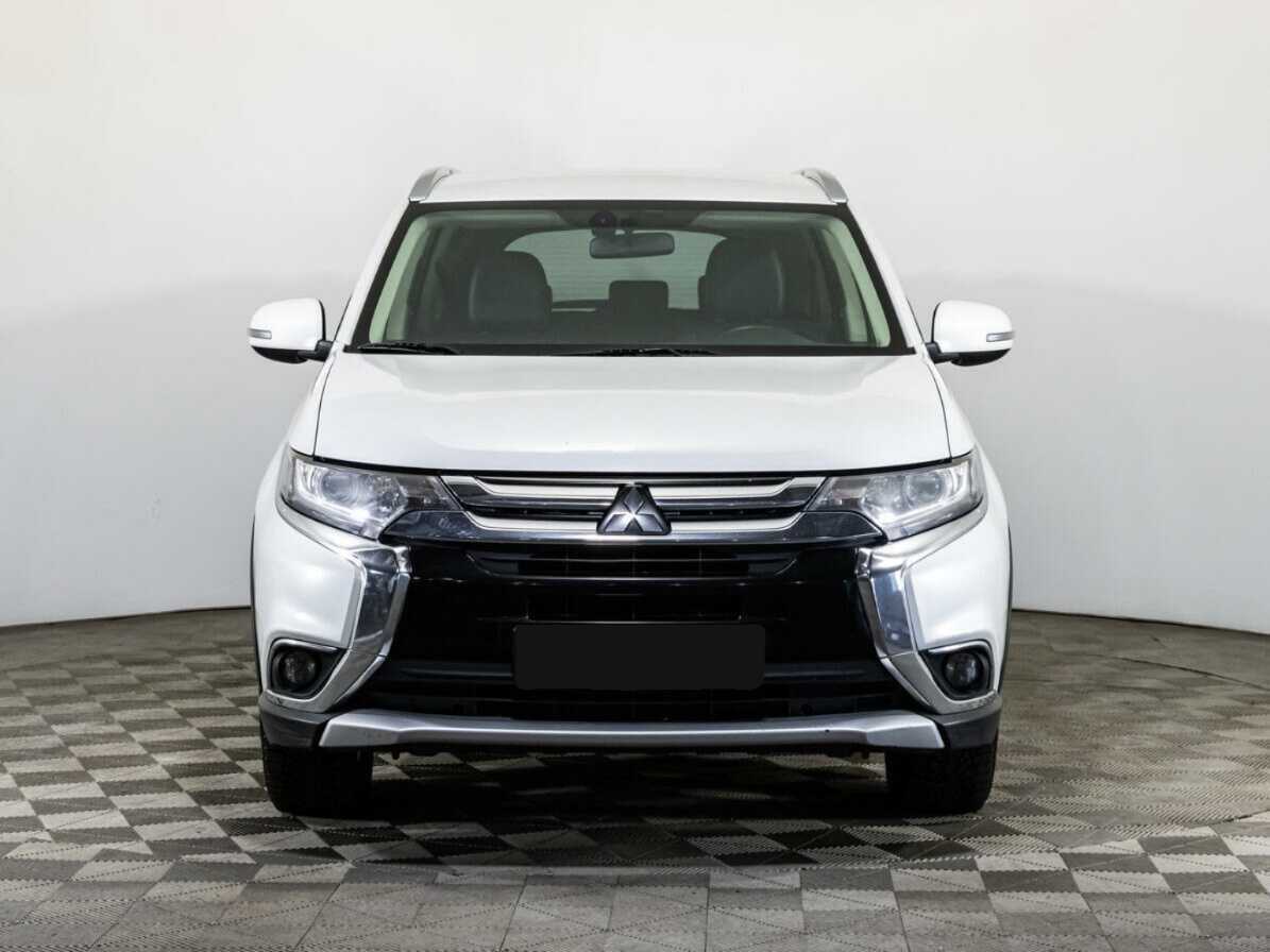 Купить Mitsubishi Outlander с пробегом. Фото: #1