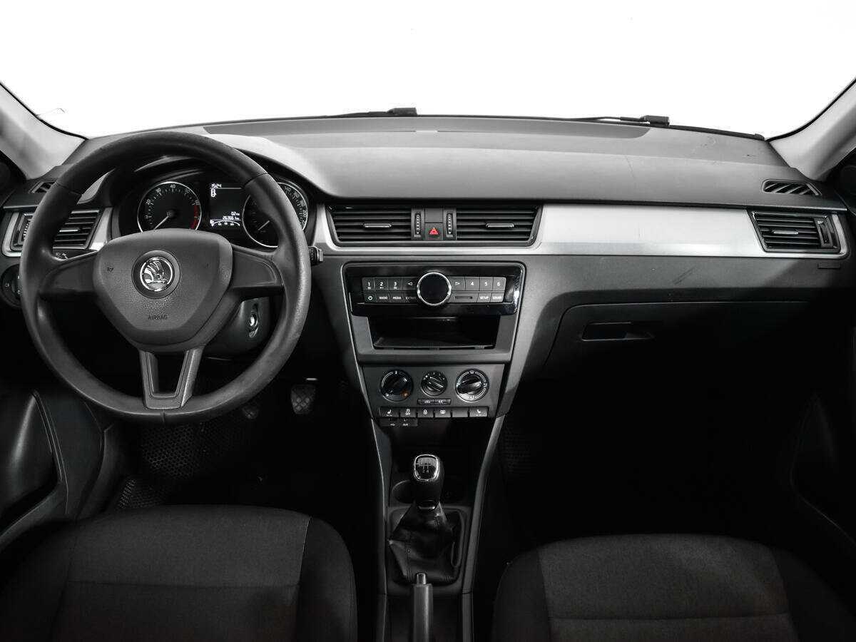 Купить Skoda Rapid с пробегом. Фото: #11