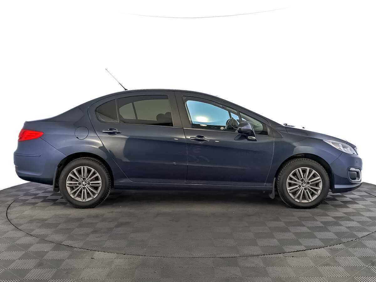 Купить Peugeot 408 с пробегом. Фото: #3