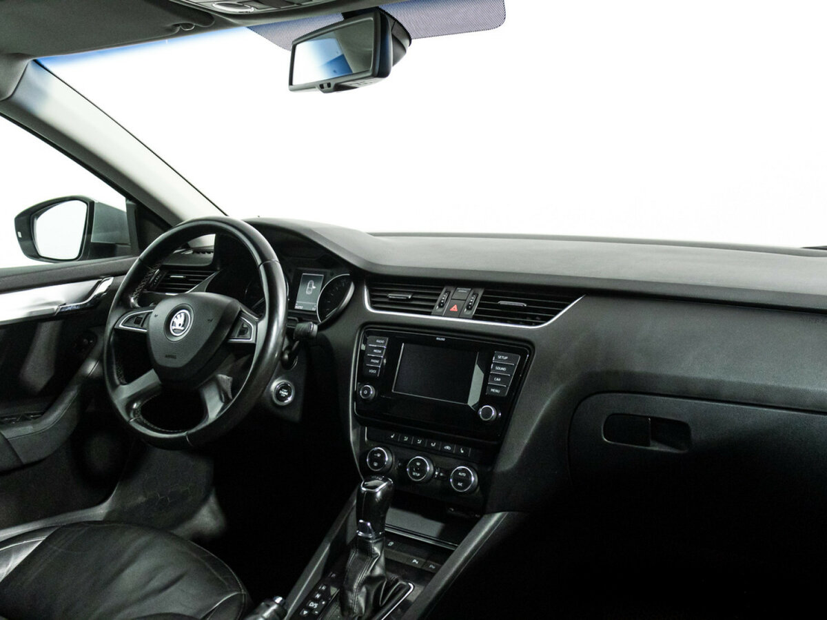 Купить Skoda Octavia с пробегом. Фото: #7