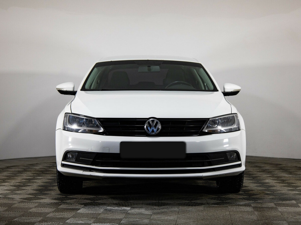 Купить Volkswagen Jetta с пробегом. Фото: #1