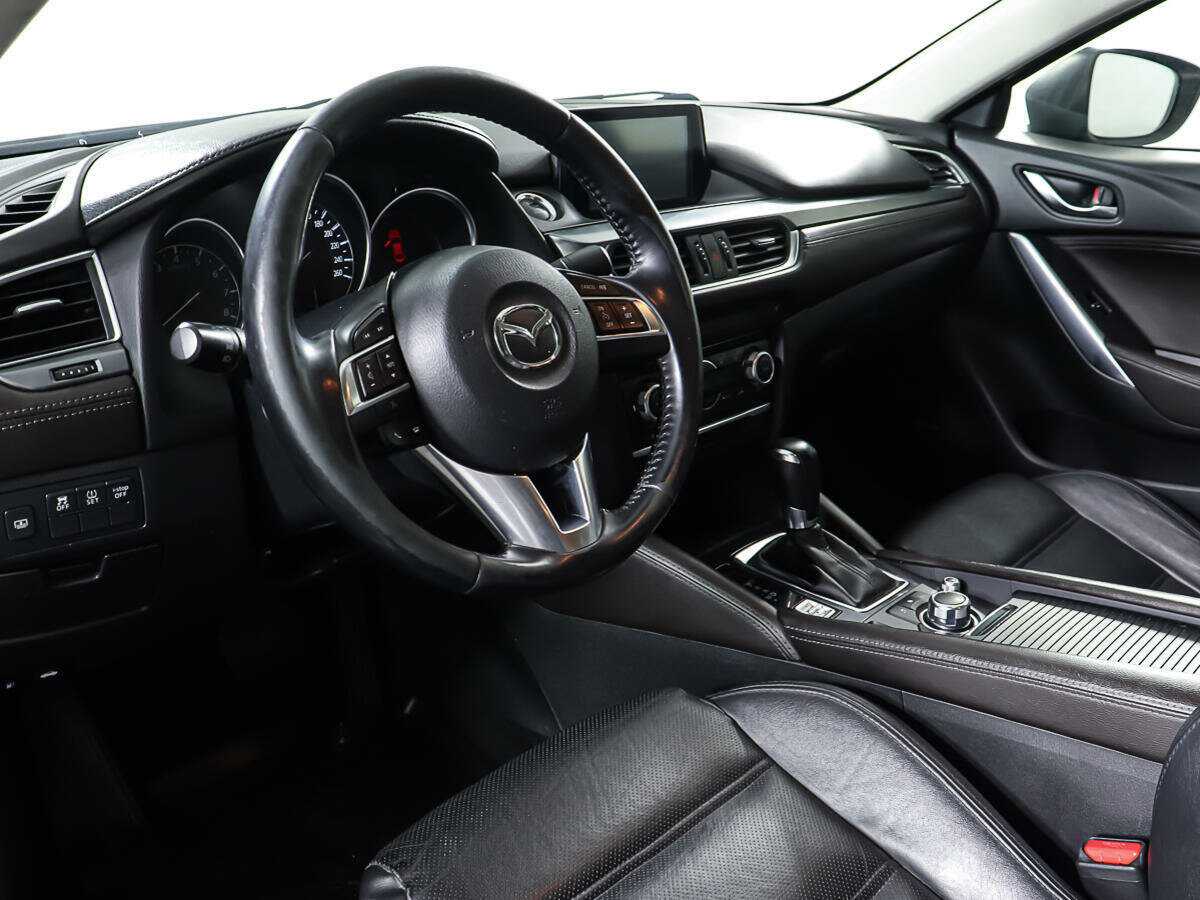 Купить Mazda 6 с пробегом. Фото: #11