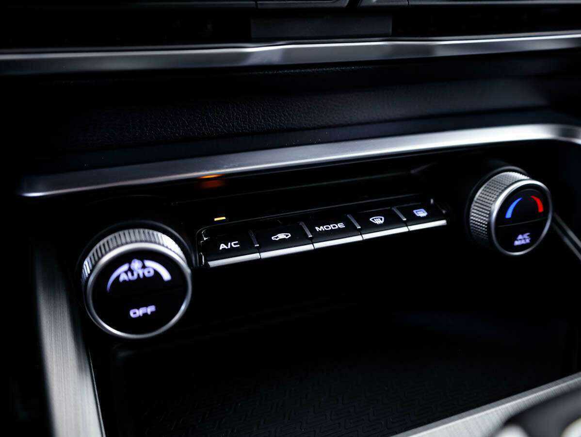 Купить Geely Coolray с пробегом. Фото: #19