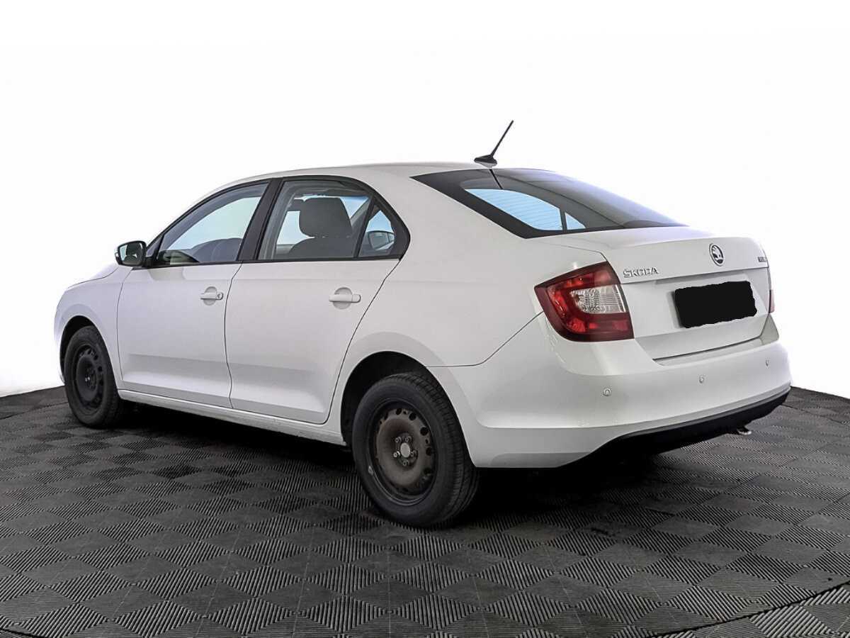 Купить Skoda Rapid с пробегом. Фото: #6