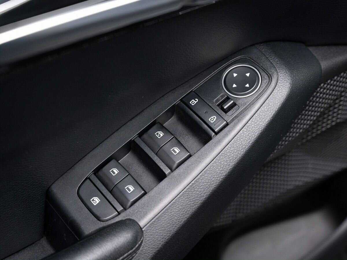 Купить Kia Seltos с пробегом. Фото: #17