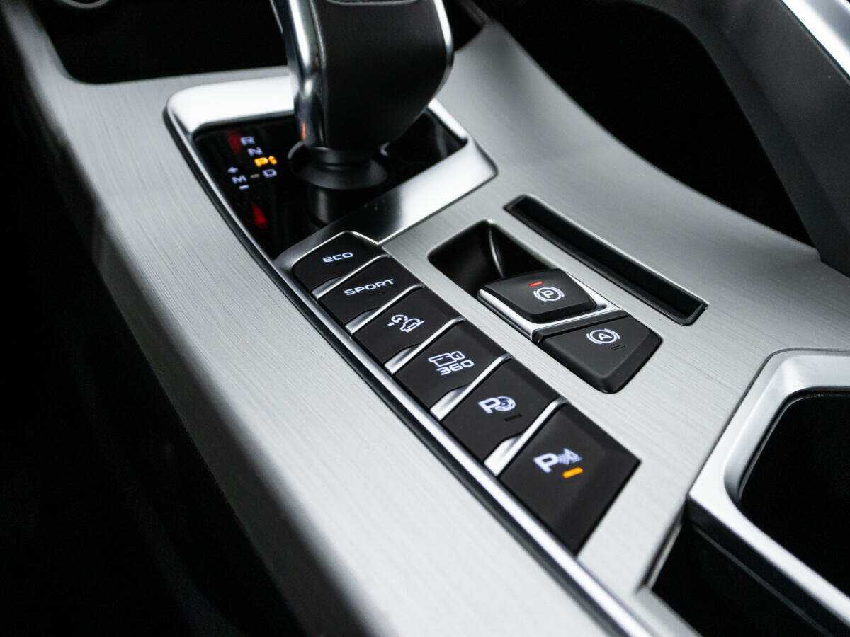 Купить Geely Coolray с пробегом. Фото: #17