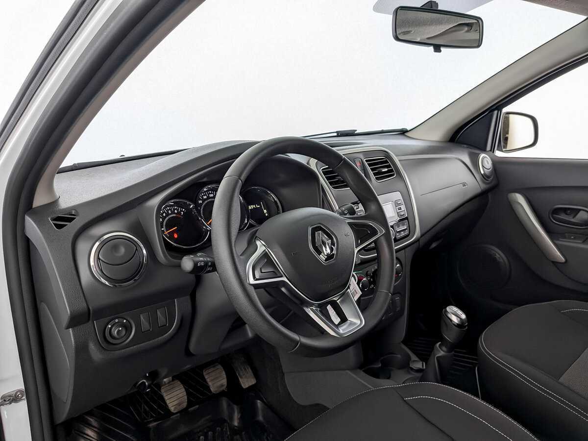 Купить Renault Sandero с пробегом. Фото: #15