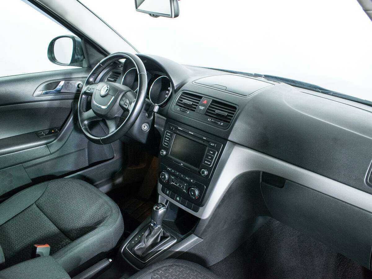 Купить Skoda Yeti с пробегом. Фото: #8