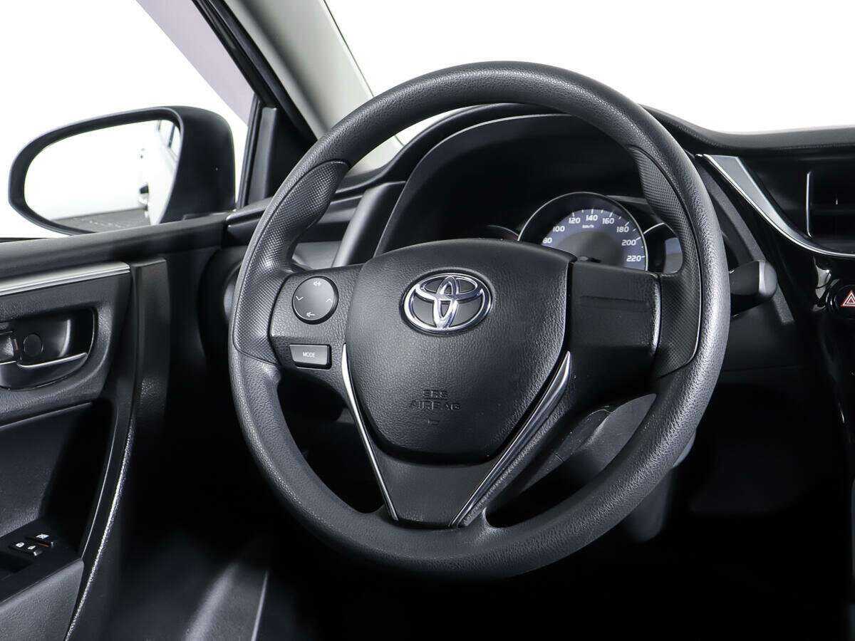 Купить Toyota Corolla с пробегом. Фото: #14