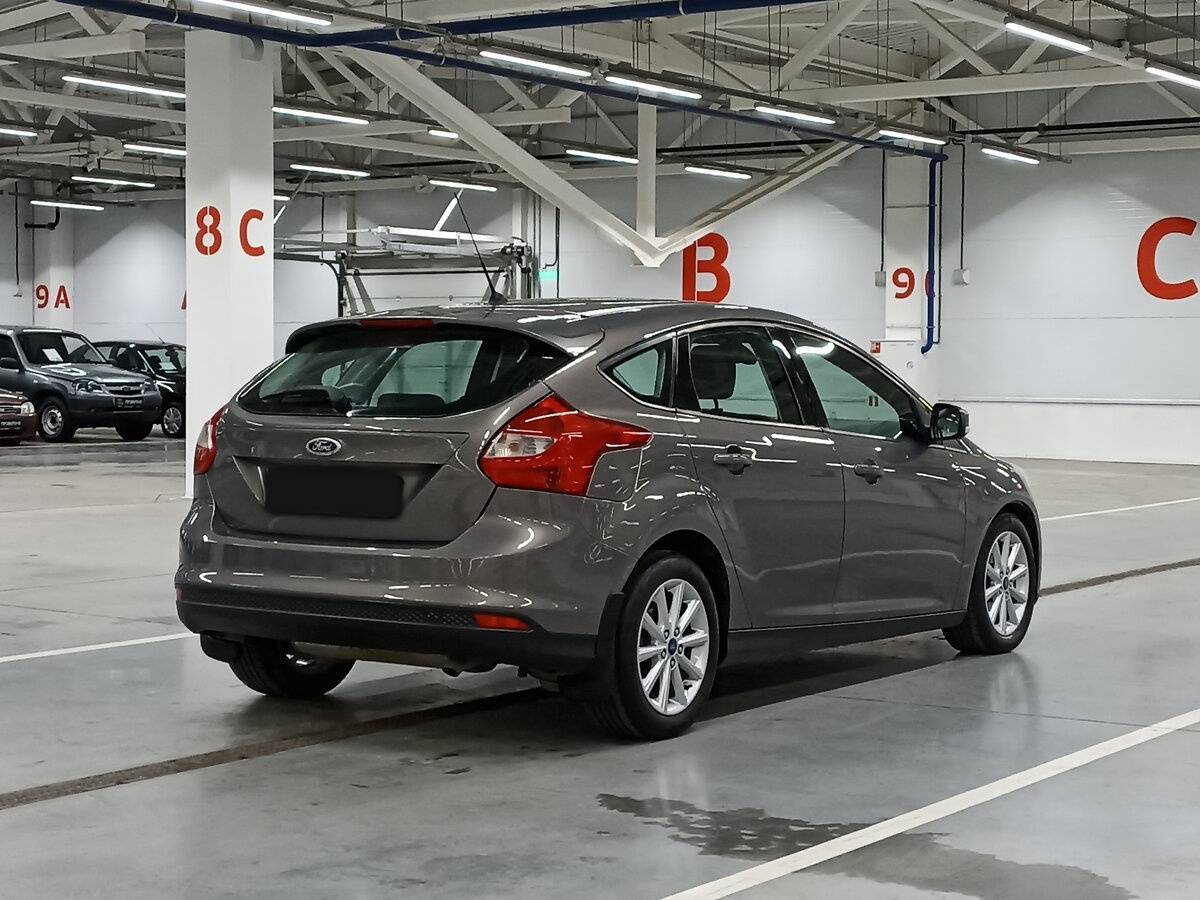 Купить Ford Focus с пробегом. Фото: #4