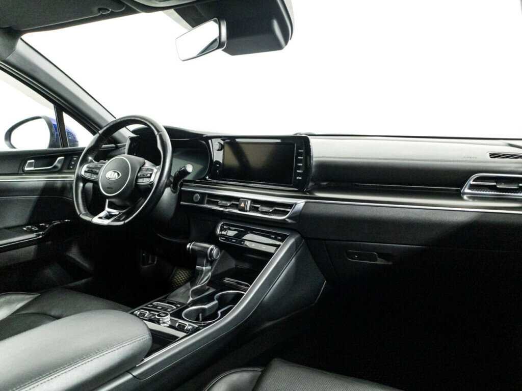 Купить Kia K5 с пробегом. Фото: #9