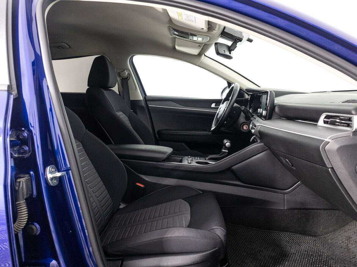 Купить Kia K5 с пробегом. Фото: #9