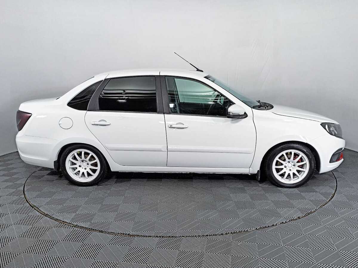 Купить Lada (ВАЗ) Granta с пробегом. Фото: #3