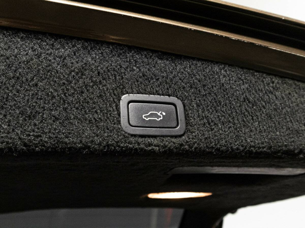 Купить Volvo XC60 с пробегом. Фото: #15