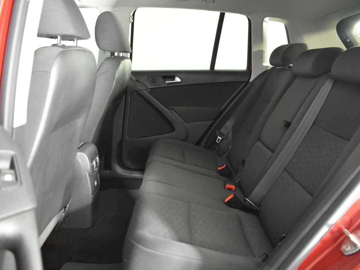 Купить Volkswagen Tiguan с пробегом. Фото: #13