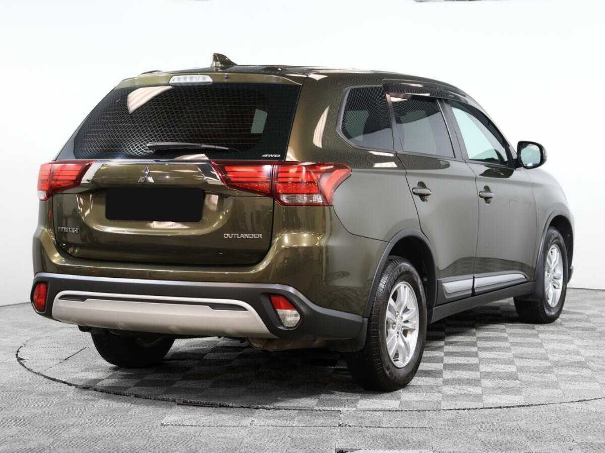 Купить Mitsubishi Outlander с пробегом. Фото: #3