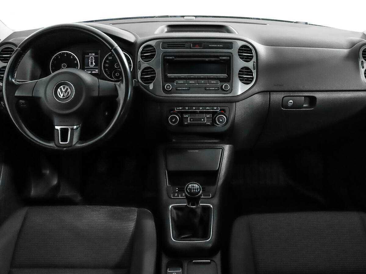 Купить Volkswagen Tiguan с пробегом. Фото: #11