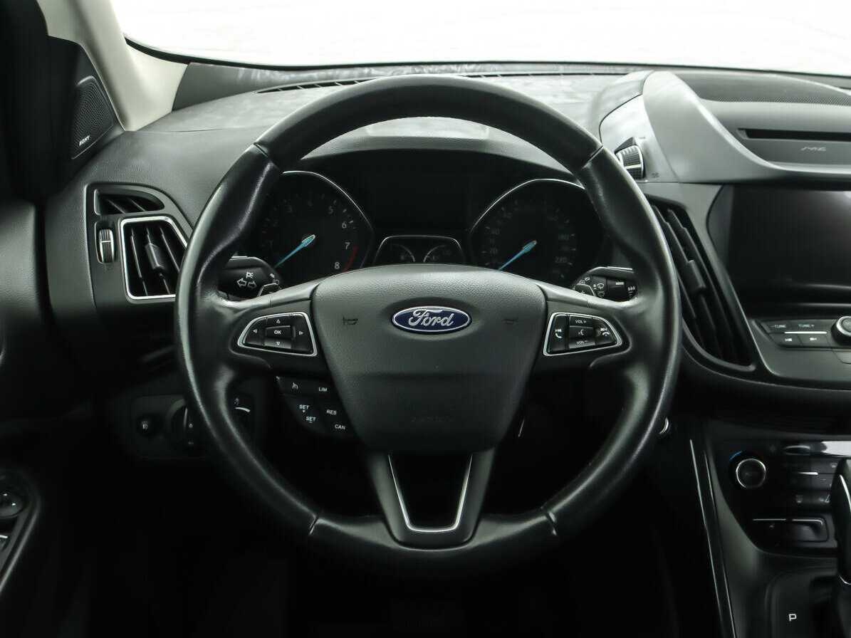 Купить Ford Kuga с пробегом. Фото: #8