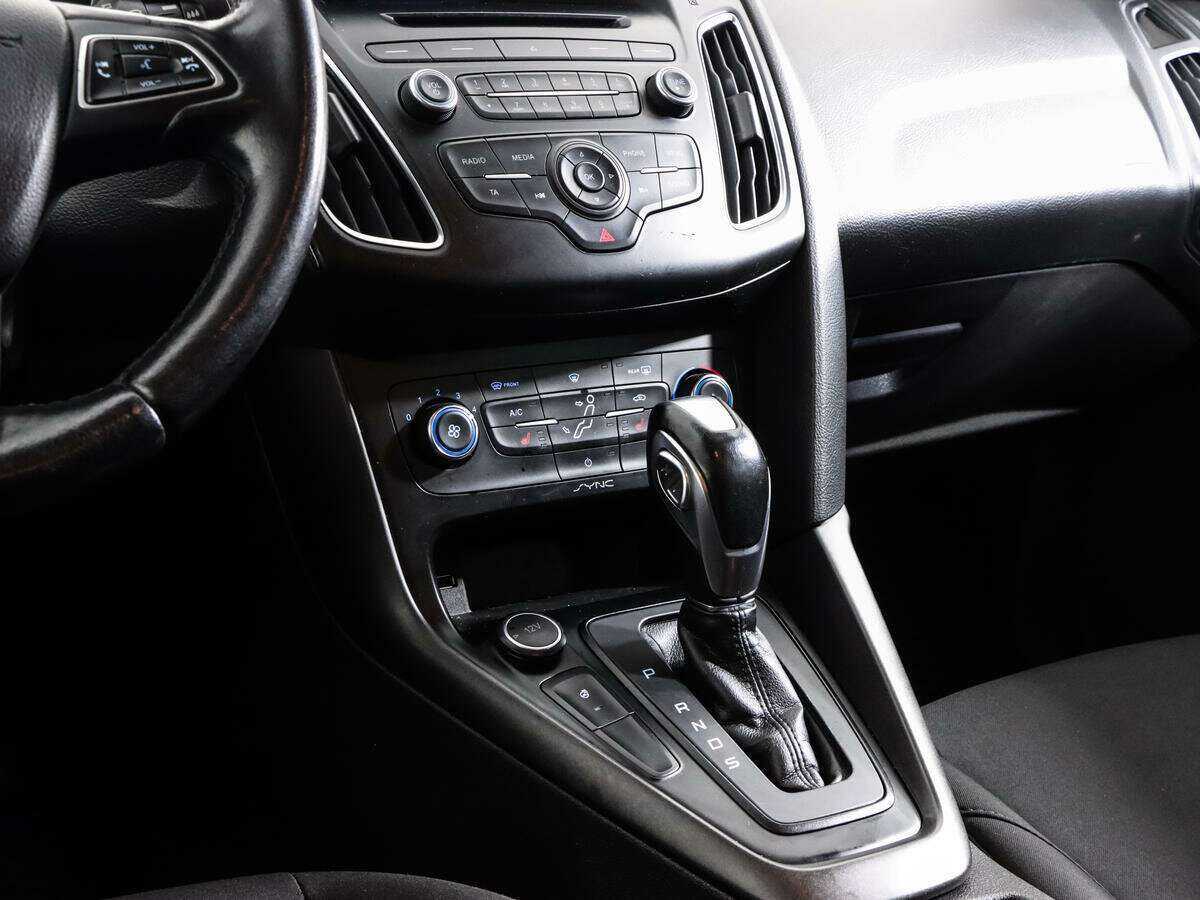 Купить Ford Focus с пробегом. Фото: #12
