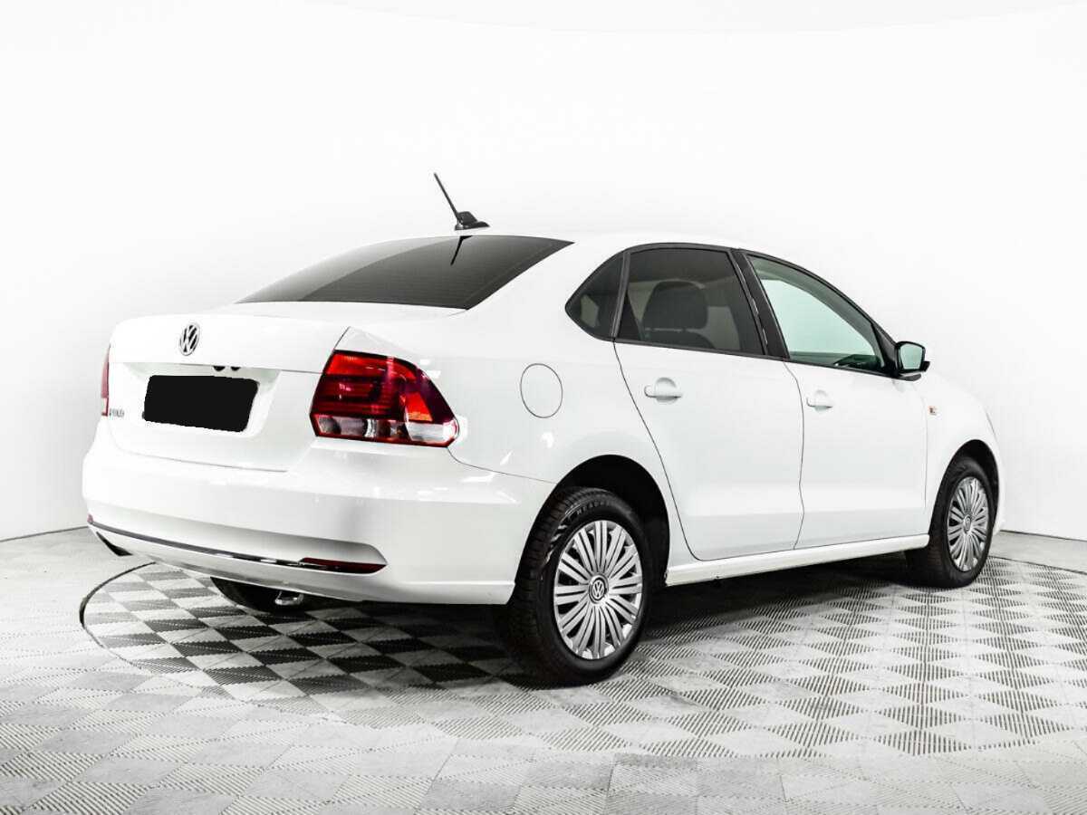 Купить Volkswagen Polo с пробегом. Фото: #3