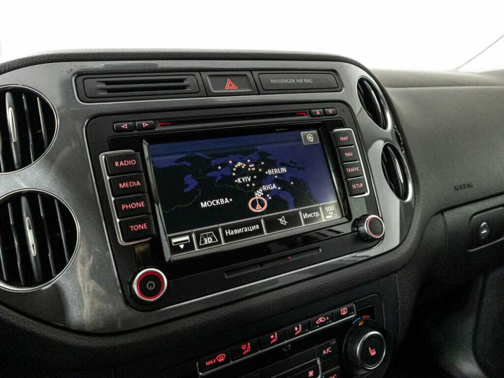 Купить Volkswagen Tiguan с пробегом. Фото: #15