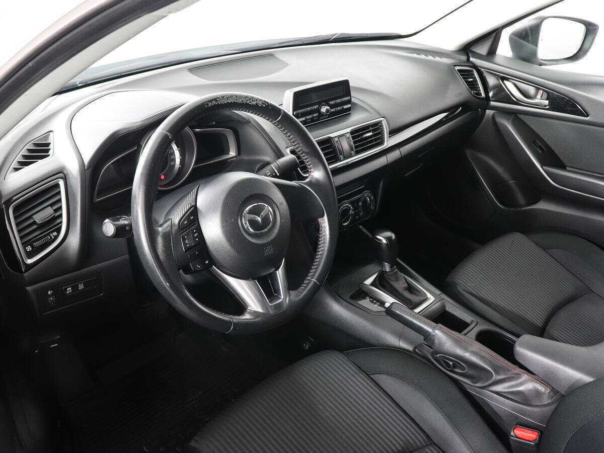 Купить Mazda 3 с пробегом. Фото: #4