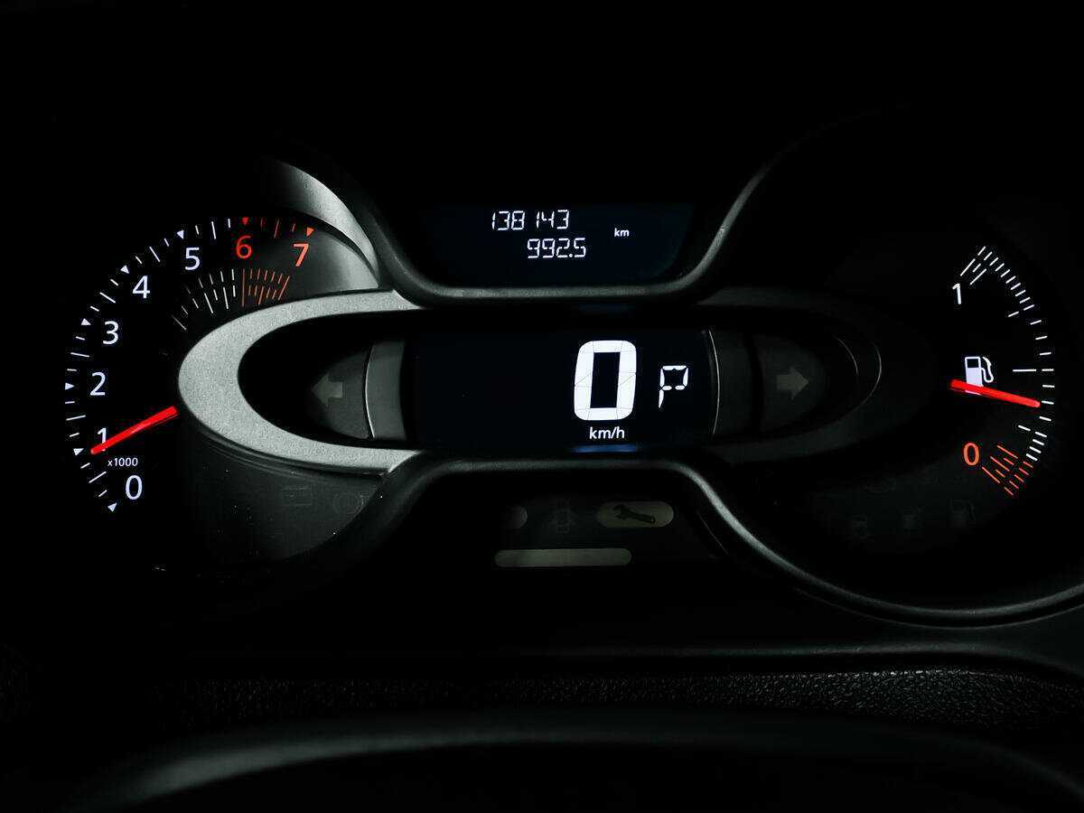 Купить Renault Kaptur с пробегом. Фото: #9