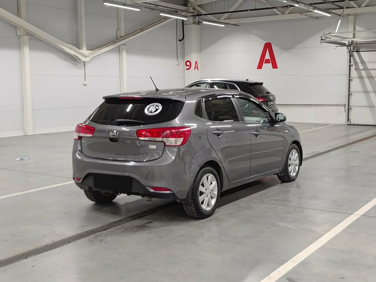 Купить Kia Rio с пробегом. Фото: #4