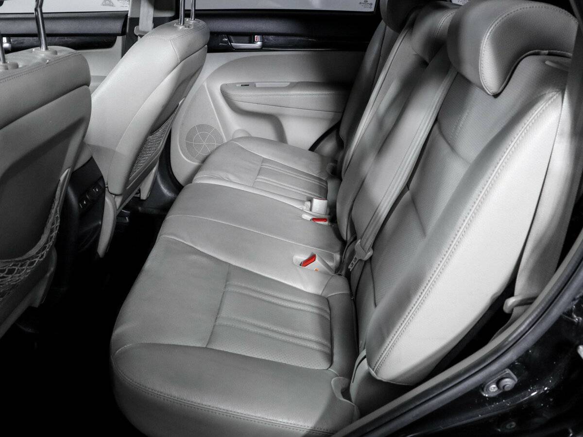 Купить Kia Sorento с пробегом. Фото: #9