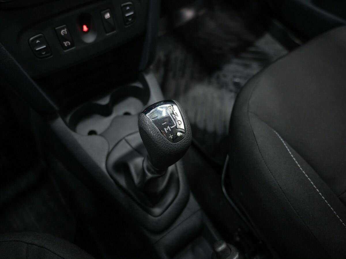 Купить Renault Sandero с пробегом. Фото: #19