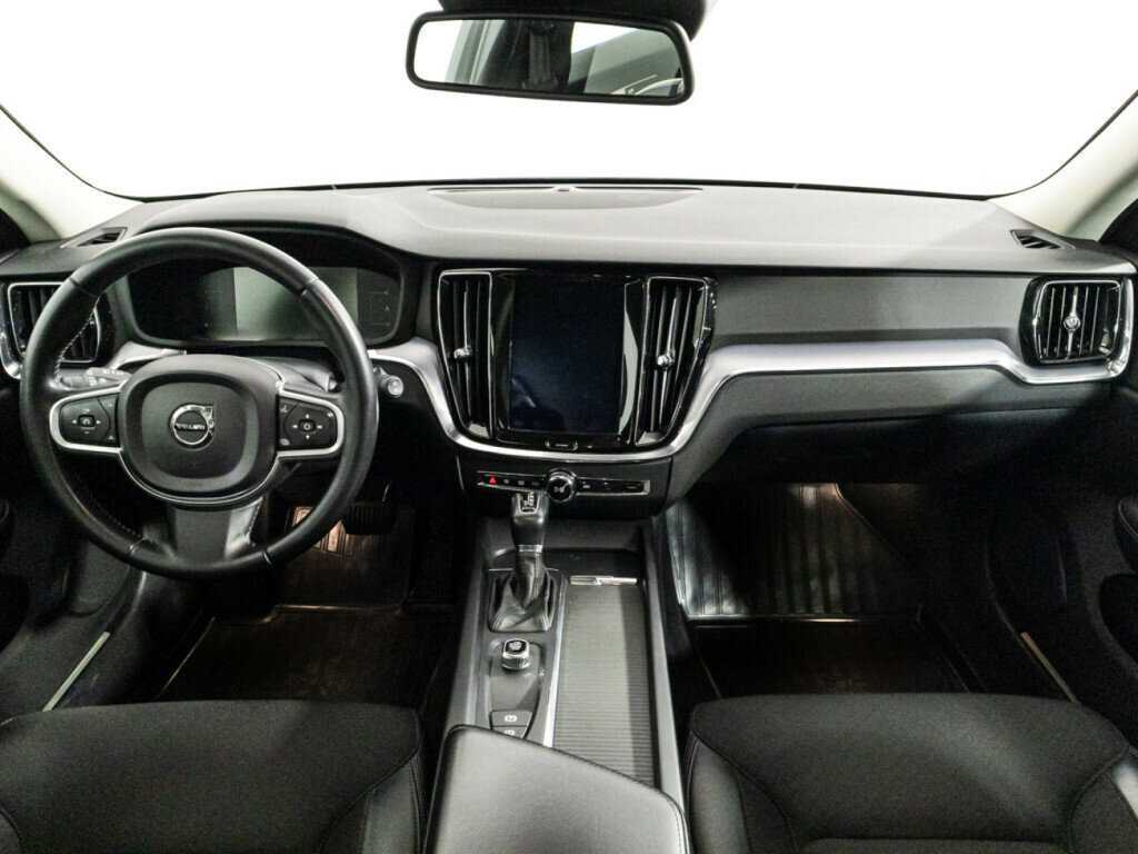 Купить Volvo V60 с пробегом. Фото: #12