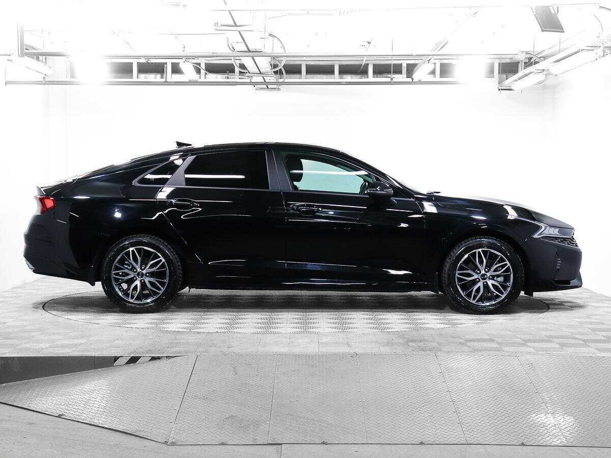 Купить Kia K5 с пробегом. Фото: #1