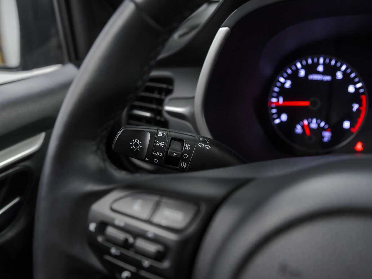 Купить Kia Rio с пробегом. Фото: #6