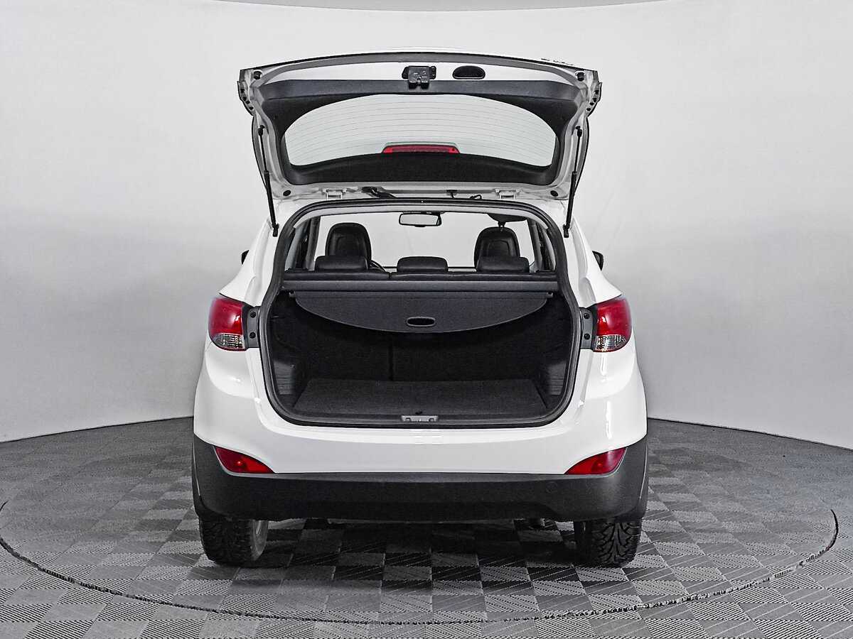 Купить Hyundai ix35 с пробегом. Фото: #8