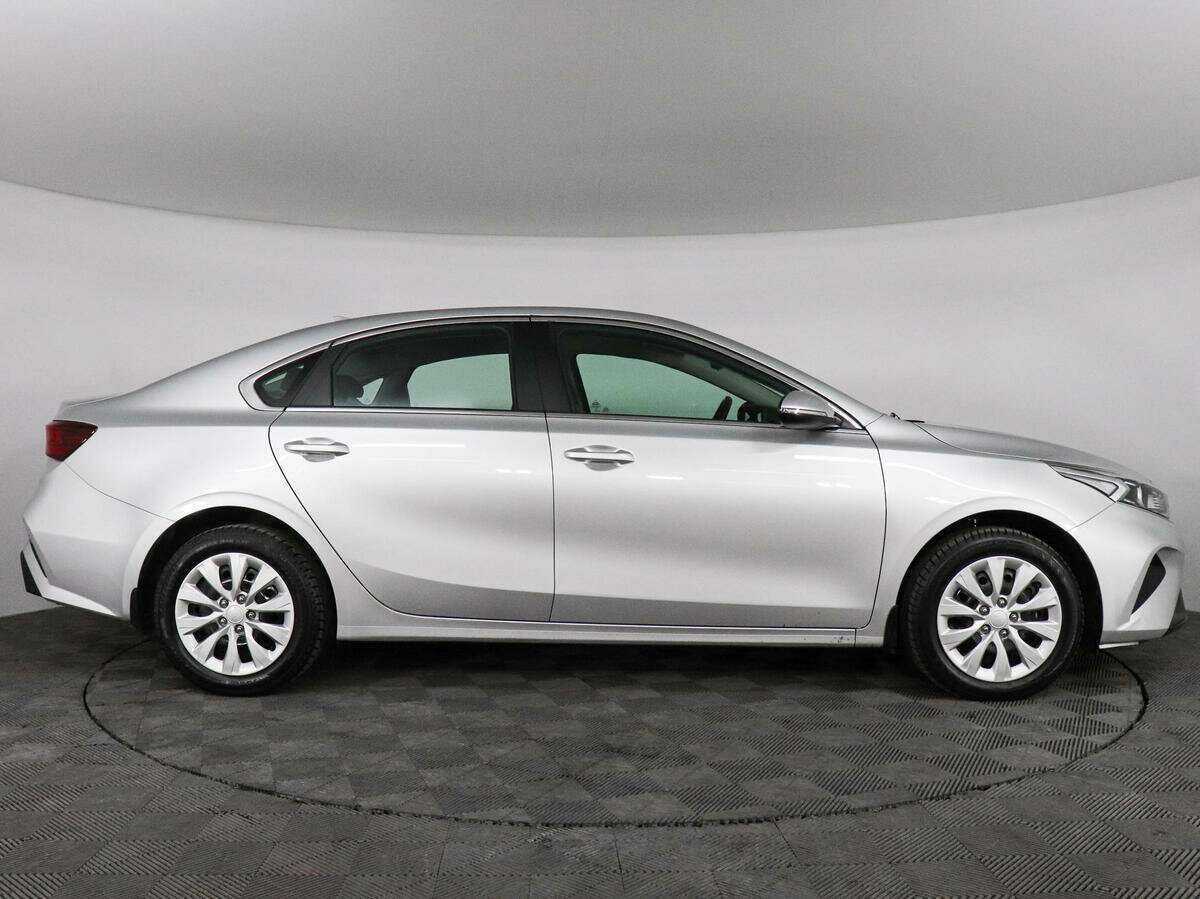 Купить Kia Cerato с пробегом. Фото: #3