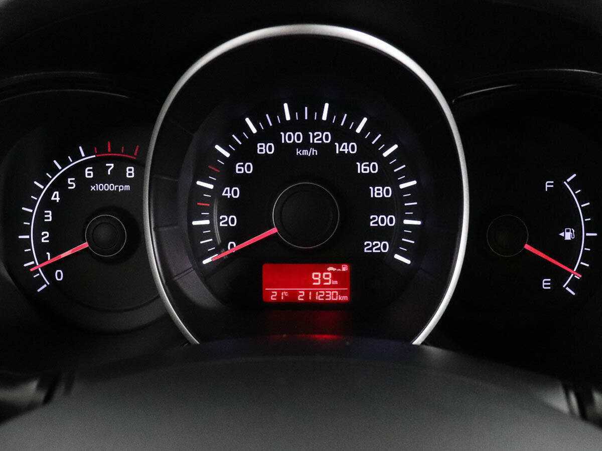 Купить Kia Rio с пробегом. Фото: #9