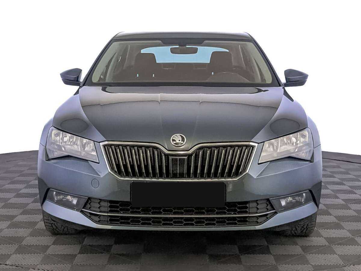 Купить Skoda Superb с пробегом. Фото: #1
