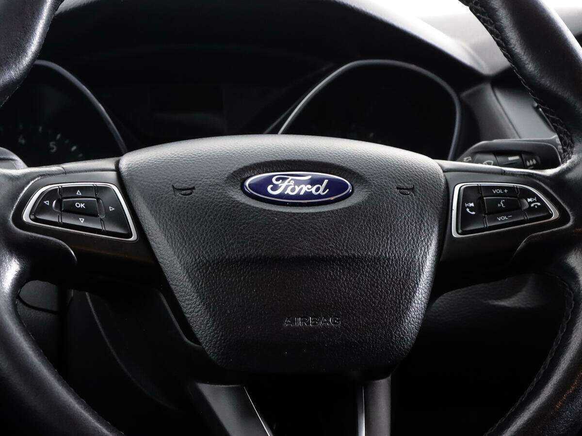 Купить Ford Focus с пробегом. Фото: #11