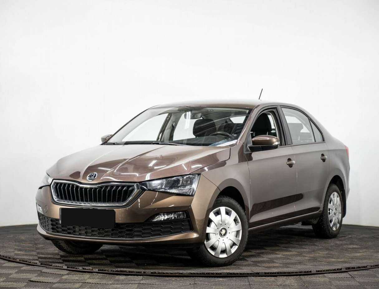 Купить Skoda Rapid с пробегом. Посмотреть фото