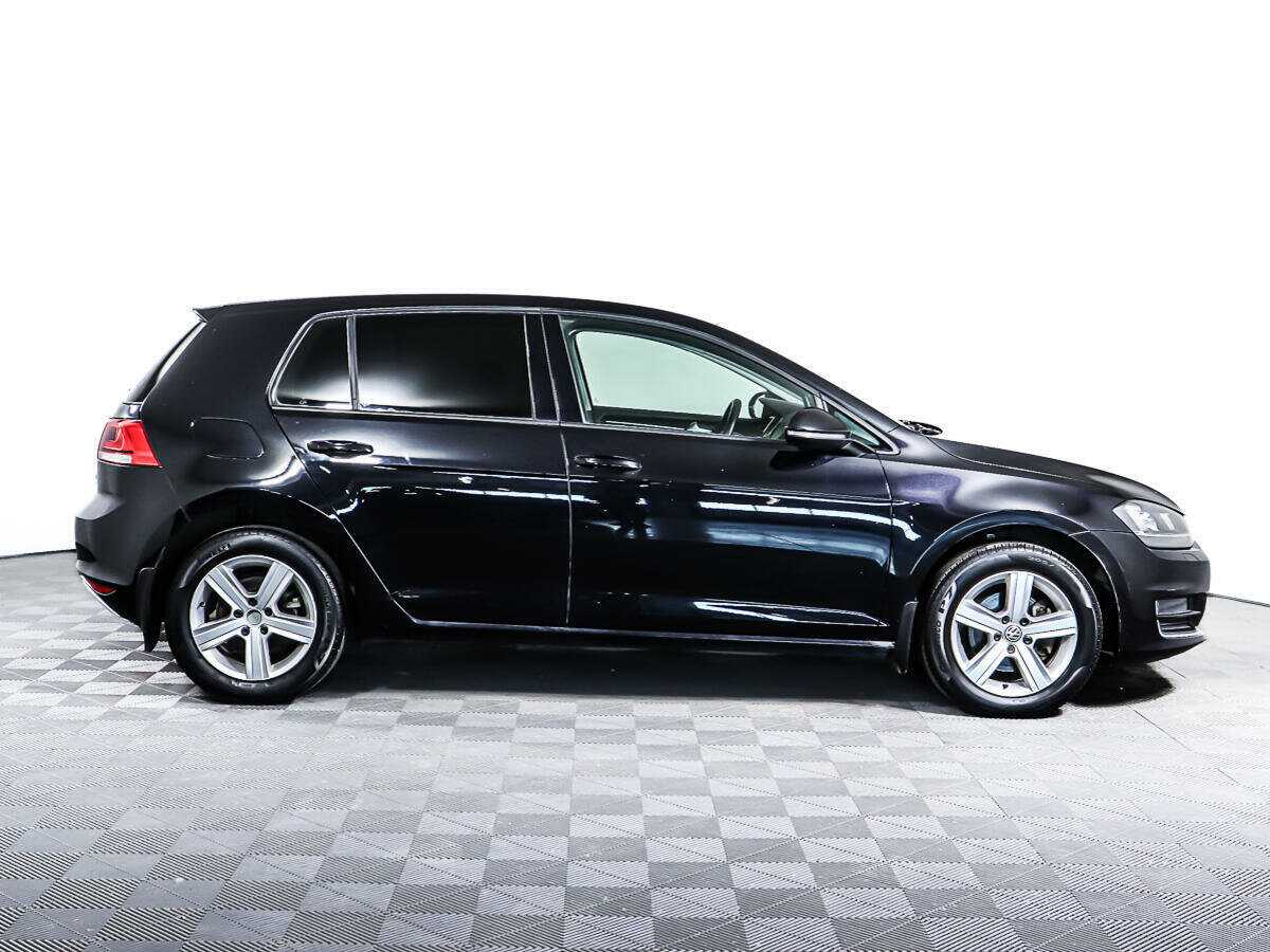 Купить Volkswagen Golf с пробегом. Фото: #2