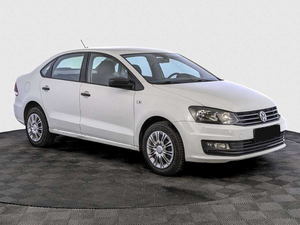 Купить Volkswagen Polo с пробегом. Фото: #2