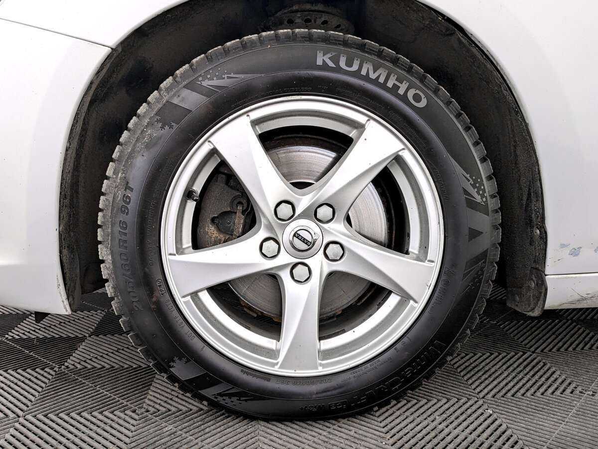 Купить Volvo S60 с пробегом. Фото: #14